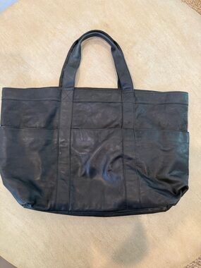 Club Monaco Black Leather Everyday Tote